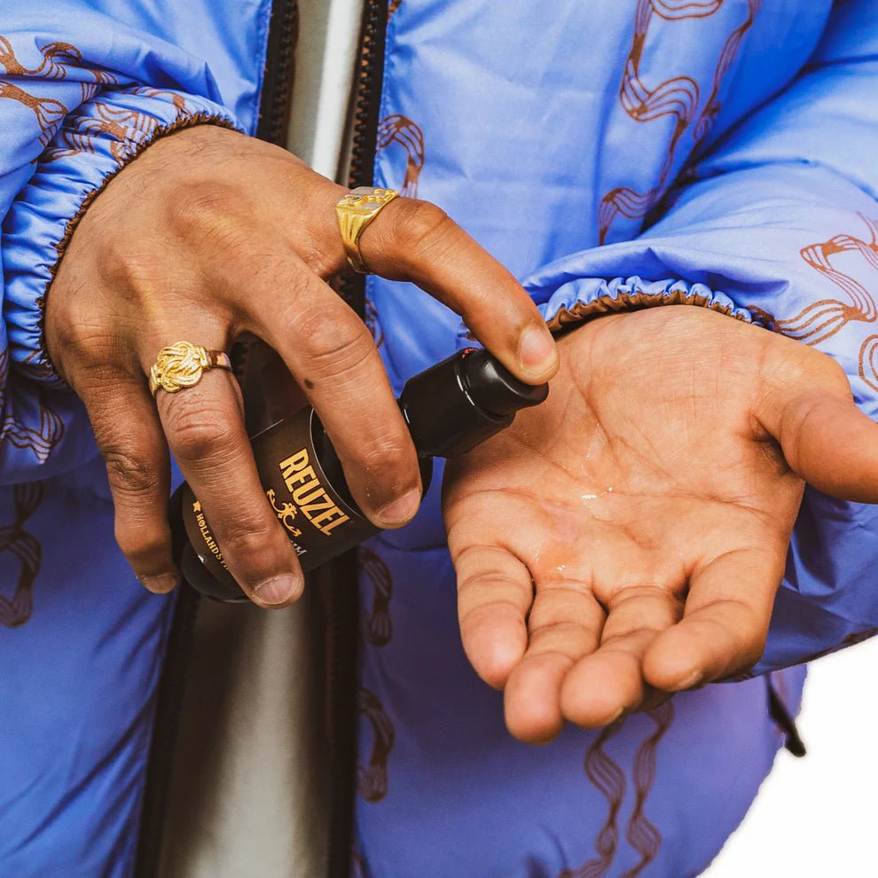 Beard Serum Weightless, Non - Greasy Finish - Softens Beard and Conditions Skin - Pore Friendly - Barbermarket - Beard and Shave